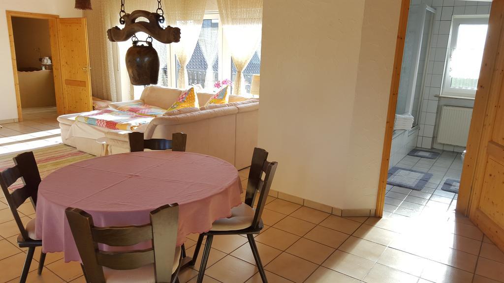 Ferienwohnung Weingut Leis Oestrich-Winkel Habitación foto