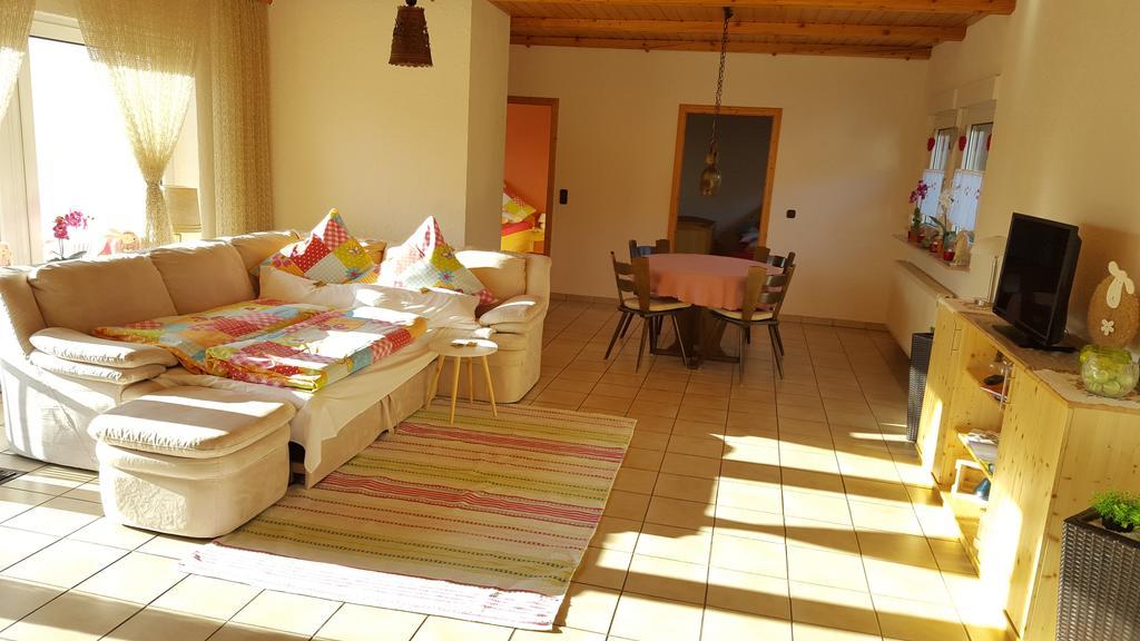 Ferienwohnung Weingut Leis Oestrich-Winkel Habitación foto